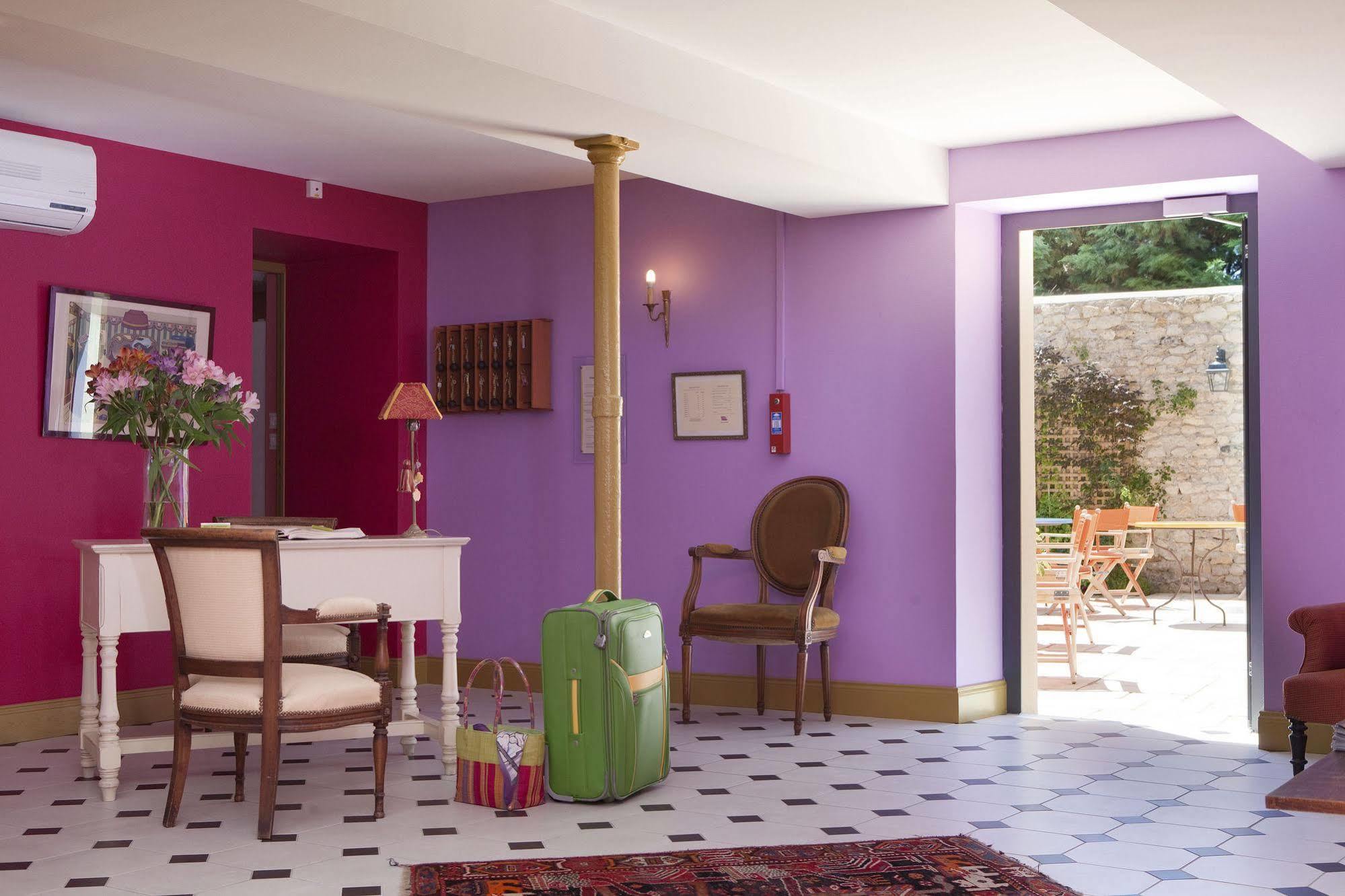 Logis Hotel O En Couleur Oucques-la-Nouvelle المظهر الخارجي الصورة